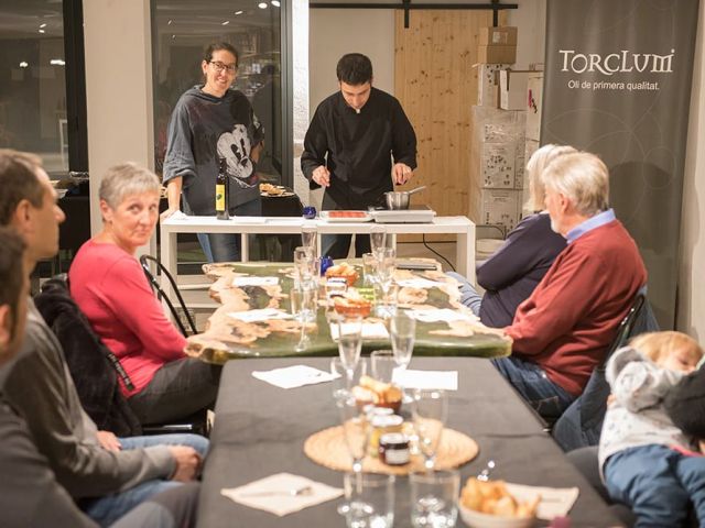 Tasta l'oli a queixelades